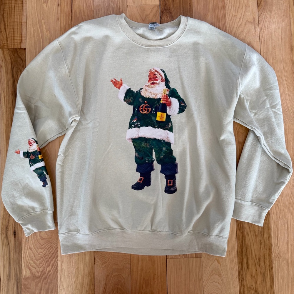 Champagne Veuve Clicquot Santa Claus Holiday Christmas Sweatshirt Large Gildan